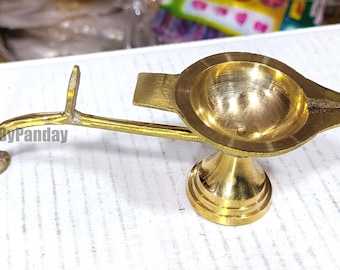 Brass Aarti Diya | Hindu Pooja Oil Lamp 7 in 157 GM