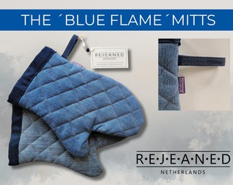 REJEANED - The Blue Flame Mitts | Oven Mitts / BBQ Gloves from Recycled Jeans | Set of 2 | Sustainable Kitchen Accessories