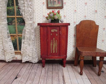 Vintage Dollhouse Furniture - Menasha Woodenware Radio - 1:12 Scale - 1930s