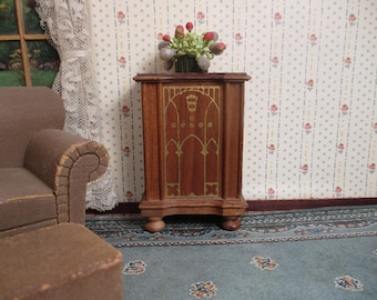 Strombecker Dollhouse Furniture - Early Walnut Radio from 1935 - 1:12 Scale