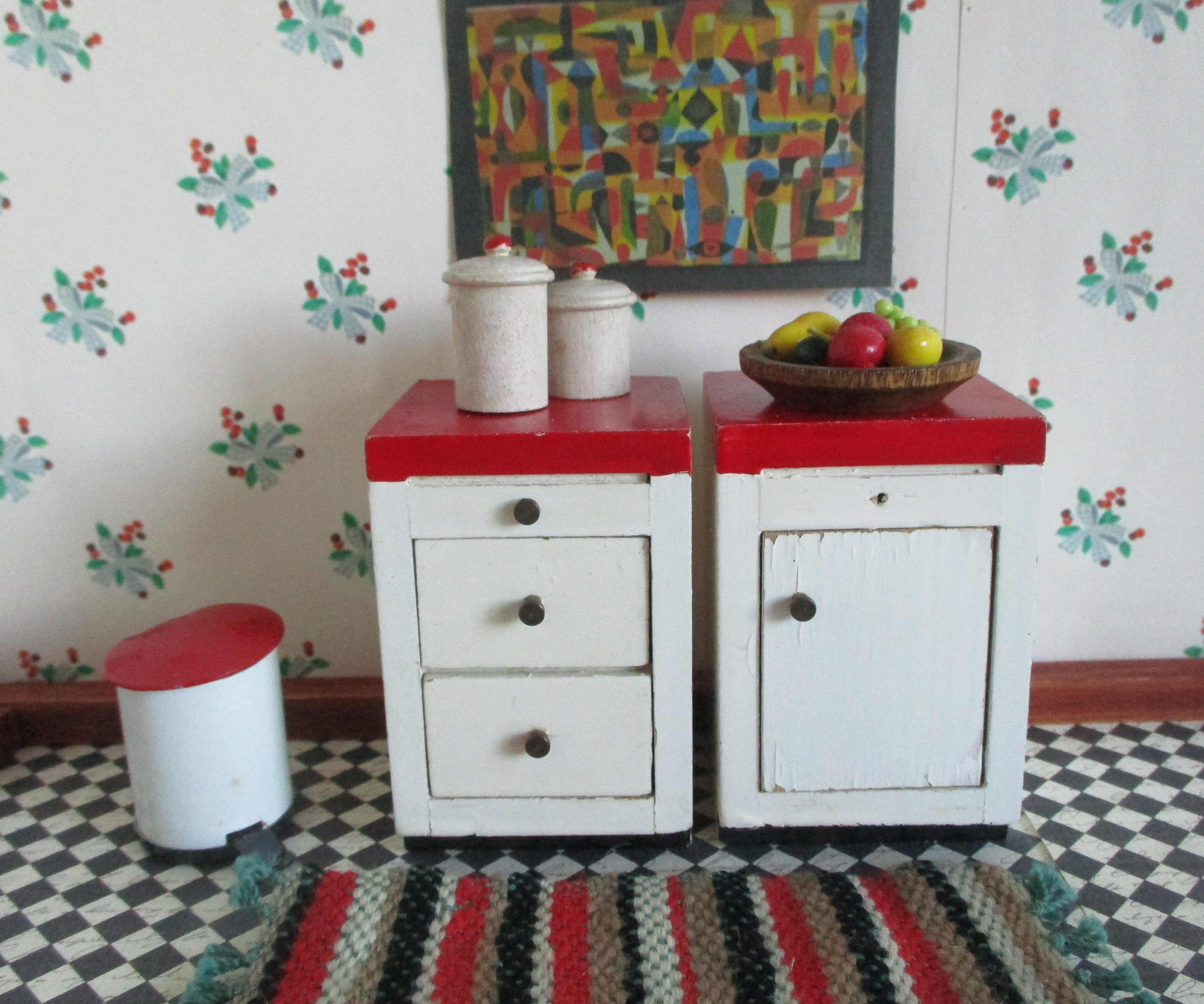 Vintage CHESTNUT HILL Studios Dollhouse Kitchen Cabinets - White W/ Red  Tops - 2 Piece Set - HTF! - 1\, image size:3000x2501