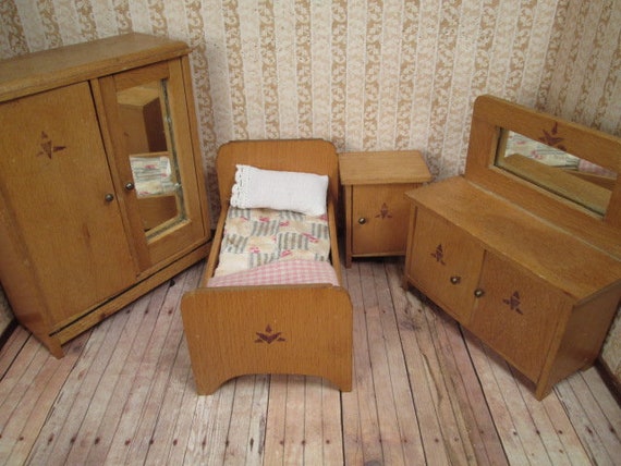 German Dollhouse Furniture 5 Piece Bedroom Set Larger 1 Scale