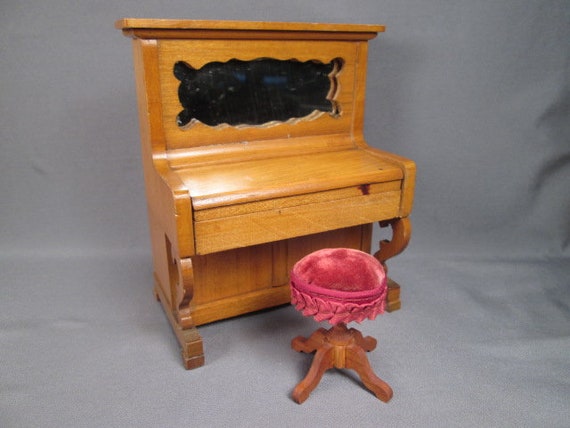 antique doll house furniture
