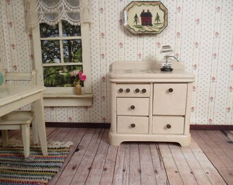 Vintage Dollhouse Furniture - Chestnut Hill Studios - Older Style Kitchen Stove - 1:12 Scale- ca. 1940