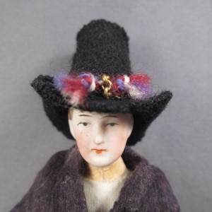 Antique Hat for Dollhouse Man Doll - Pilgrim Style - 1900