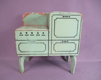 Vintage Dollhouse Furniture - Strombecker Green Kitchen Stove from the 1930's - 1:12 Scale
