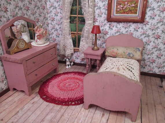 Schoenhut Dollhouse Furniture Partial Bedroom Set In Orchid Sears 1932 1 Scale