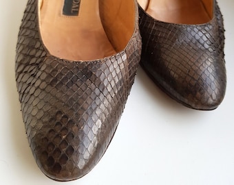 Chaussures escarpins pour femme vintage en python marron Laurent Mercadal avec des petits talons, Fabriqué en France