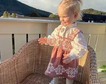 Emma's Festdrakt Knitting Pattern | Children's knitted dress | Assembly Video | PDF Pattern