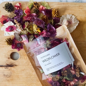 Spring Wildflower Potpourri - Floral Scented with hints of verbena, lilies, sweet pea blossoms