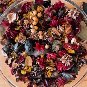 Wine Country Potpourri | Fall Spiced Berries & Apples Blend with Matching Refresher Oil