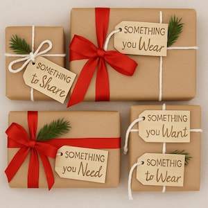 Christmas Gift Tag Set – Set of 5 Wooden Tags or Circles | Personalised Shapes | 7x4cm & 6cm Diameter