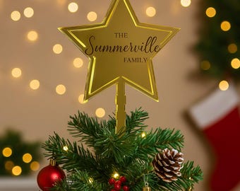 Personalisierte gravierte Stern Weihnachtsbaumspitze - Goldacryl Kundenspezifische Familienname-Dekoration