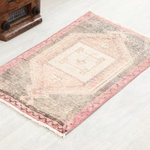 Pink Turkish Oushak Rug 2x3: Vintage Floral Entryway Mat, Handwoven Mat, Entryway Mat, Kilim Doormat, Home Decor, Wool Rug