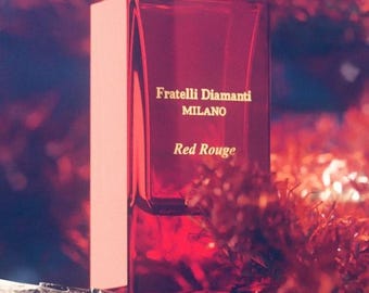 Red Rouge Extrait de Parfum: aroma unisex floral oriental de lujo