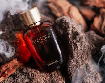 Woody Iris Perfume | Deep Seductive Oriental Scent | Long Lasting Niche Fragrance | Unisex Luxury Gift