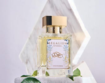 Fresh Aromatic Woody Perfume | Green Tea & Bergamot Long Lasting Fragrance | Unisex Luxury Scent