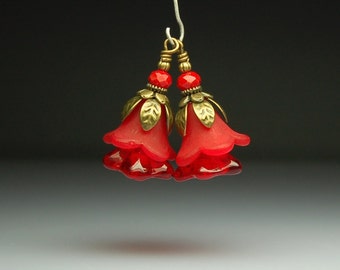 Vintage Style Earrings Red Lucite Flowers Pair R002