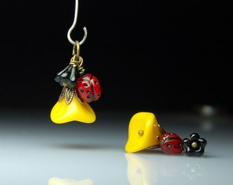 Vintage Style Earrings Yellow Glass Flowers Ladybug Pair Y119