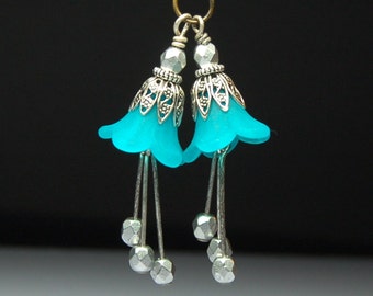 Vintage Style Earrings Blue Lucite Flowers Pair BL243