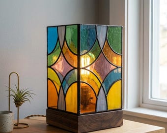 Art Deco Stained Glass Lamp Pattern, Geometric Rainbow Glass Template