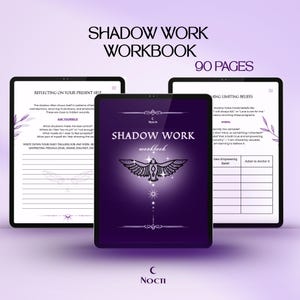 Może przedstawiać: Trzy tablety cyfrowe wyświetlające "Shadow Work Workbook" o 90 stronach. Okładka jest w kolorze głębokiego fioletu z motywem orła i tekstem "Shadow Work Workbook". Zeszyt zawiera wskazówki dotyczące autorefleksji i identyfikacji ograniczających przekonań.