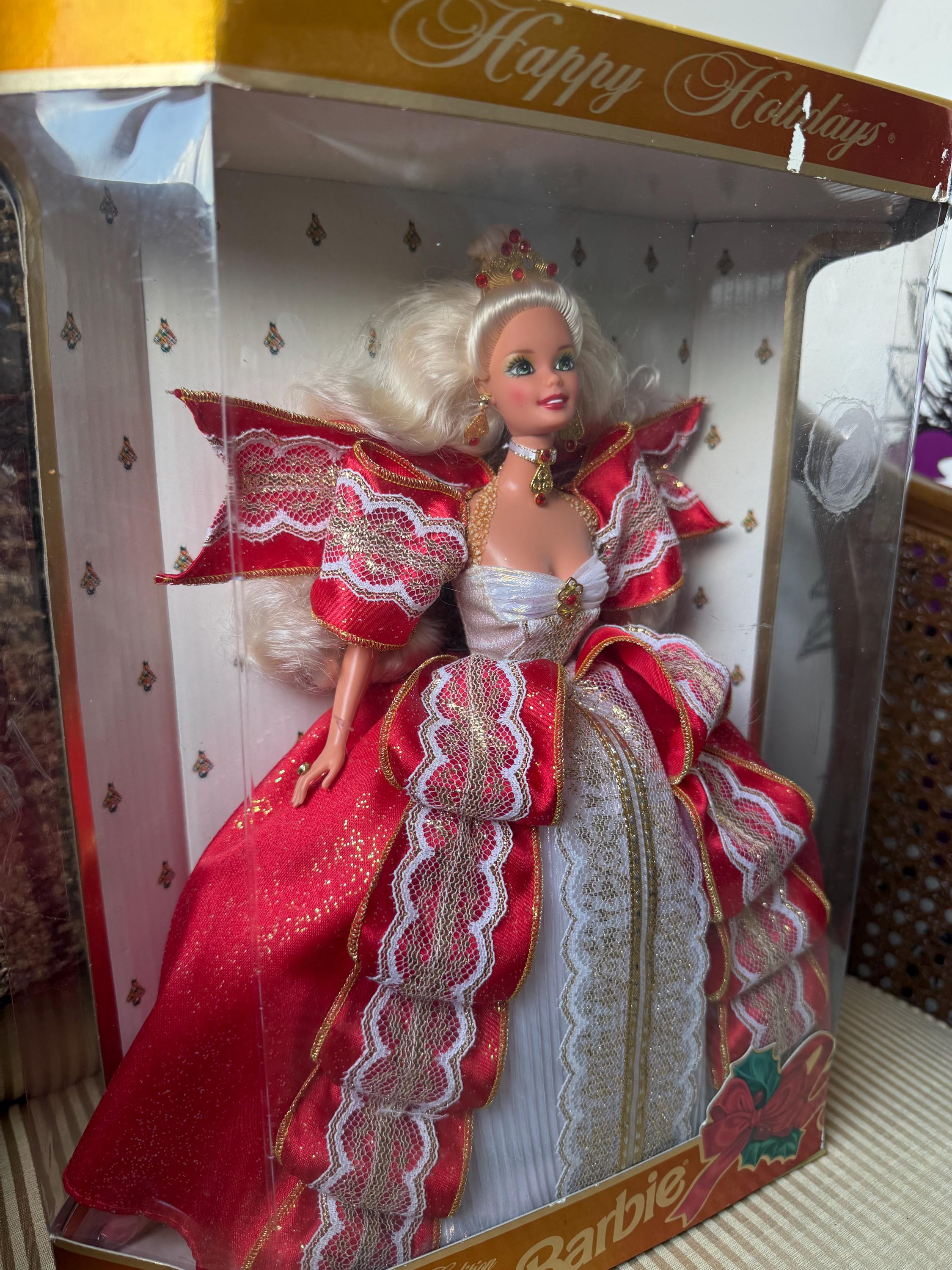 1997 Holiday Barbie - Etsy display picture 1