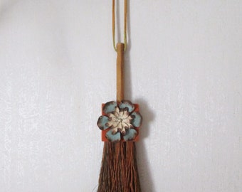 Vintage Handmade Broom Accent Wall Hanging Dyed Straw and Painted Medallion w/ Leather Strap Home and Living Farmhouse Country Kitchen Decor