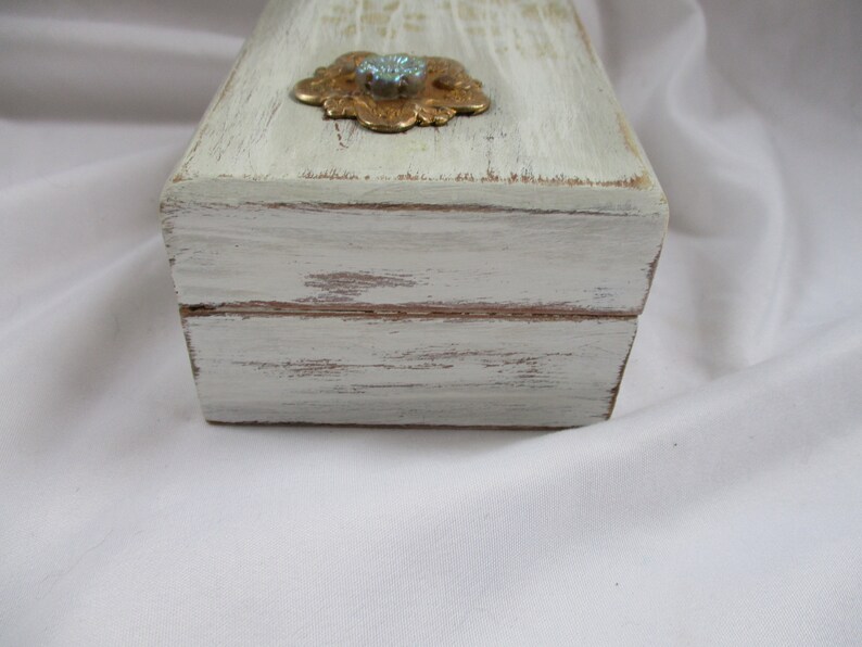 Cedar Upcycled Trinket Ring Gifting Box Distressed Cedar Box Old New Hand Painted Distressed Keepsake Box Stamped Medallion Box image 6