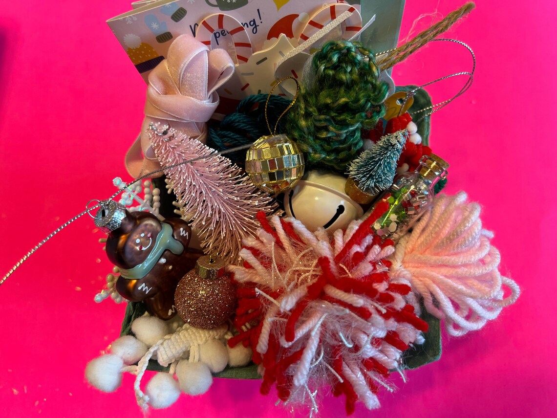 Curated Christmas Gift Wrapping Kit & Toppers Etsy