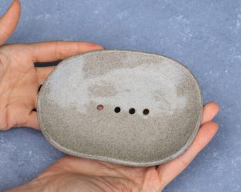 Handmade Large Ceramic Soap Dish – Minimalist Gray Drainage Dish