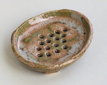 Handmade Ceramic Soap Dish with Feet – Rustic Glazed Pottery, Double Fired, Unique Drainage Holder