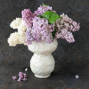 手作りシャモット陶器の花瓶 – 侘び寂びの素朴な花瓶 – ユニークなホームデコレーション