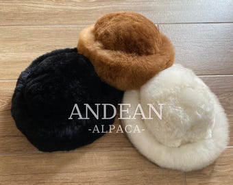 Alpaca Wool Cossack Hat - NWOT Luxurious Baby Alpaca Fur Hat BEIGE, Ladies Womens Hats  main image 2