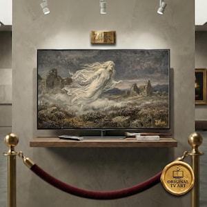 Könnte beinhalten: Ein großer Flachbildfernseher, der ein Gemälde einer geisterhaften Figur in einer Landschaft zeigt. Das Kunstwerk zeigt eine Frau in einem fließenden weißen Kleid. Der Fernseher steht auf einem Holzregal mit Fernbedienung und Kunstbedarf. Der Text "Ullver" ist sichtbar.