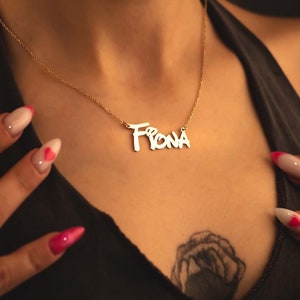 Colar com nome em ouro maciço 14K, joias com nome personalizado, pingente com nome feito à mão, colar com nome escrito à mão, presentes de Natal personalizados para a mãe