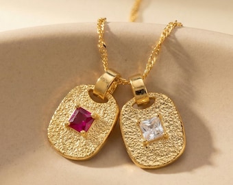 Collar personalizado con piedra de nacimiento en oro o plata, colgante delicado con textura, joyería personalizada con piedra del mes, regalo para parejas, collar de latón.