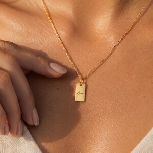 Colar com nome personalizado, pingente retangular pequeno, joia em prata de lei 925, berloque personalizado em barra, lembrança em ouro, prata e ouro rosa para ela.