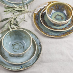 2 handmade Stoneware Dinnerware Set (6 Piece): Rustic Ceramic Plates and Bowls