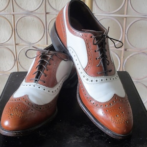 Allen edmonds deals spectator shoes
