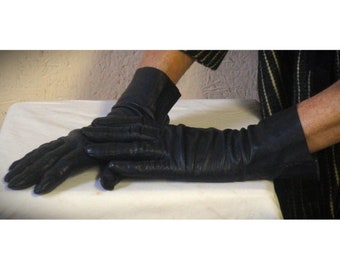 Vintage Women's Leather Gloves Navy Blue Wrist Length New without tags Size 6-7