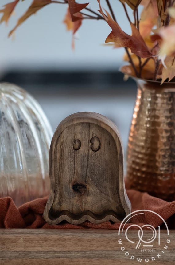 Ghost Decoration Shelf Rustic Decor Halloween Timber Spooky Figure Haunted Mantel Piece