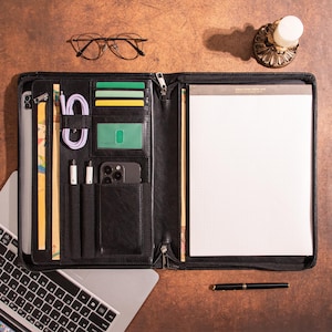 Portafolio de cuero vegano personalizado, portafolio de cuero negro para hombre, portada de diario personalizada A4, portafolio con logotipo y nombre personalizados, regalo para un amigo