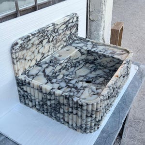 Handmade Marble Sink for Bathroom, Calacatta Viola Marble Sink, Fluted Design Marble Sink, Wall Mount Marble Sink Dimensions: 19″ × 26″ × 8″