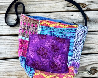 Vivid Boho Beach Tote - Zippered Carryall –17X17" Bag with Quilted Pocket, Abstract Print Summer Tote, Handmade Pool, Travel, Laptop