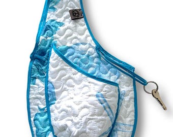 Bolso bandolera acolchado para gimnasio: tejido reciclado, bolsillo para botella de agua, correa para el teléfono (blanco/azul)