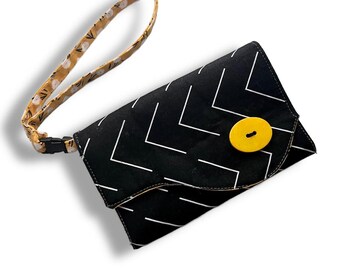 Geo Chic Purse - Overbody Purse with 3 pockets
