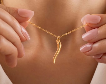 Gold Plated Dainty Italian Horn Necklace, Italian Horn Necklace, Talisman Necklace, Protection Necklace, Gift for her, Everyday Necklace