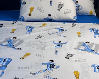 Organic cotton bedding sheets set. Soccer Messy player print. Fitted and flat sheets + 2 pillowcases. Gift for fun, boys. Custom orders.