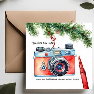 carte de Noël vintage d'illustration d'appareil photo | Cartes de Noël Meme | Sapin de Noël rouge | Carte de Noël de photographe |